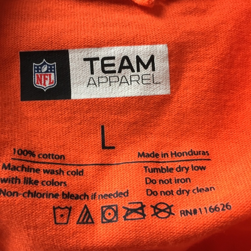 Denver Broncos T-Shirt - Picture 2 of 2